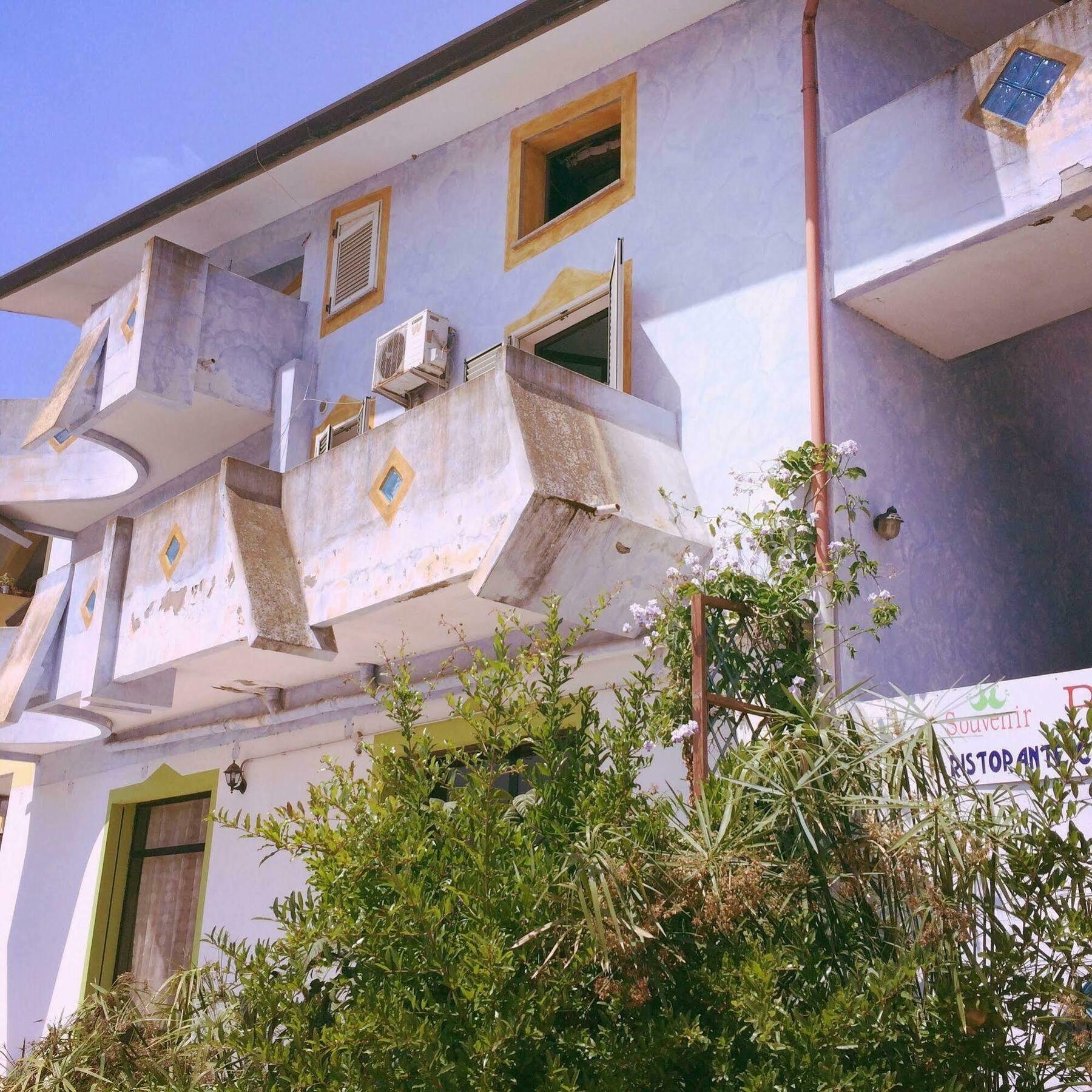 En Ville Bed And Breakfast ゴンネーザ エクステリア 写真